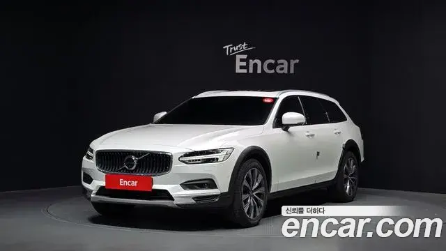 Volvo V90 Cross Country 2021 — ფოტო 9/36