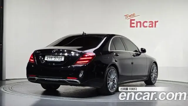 Mercedes-Benz S-Class 2018 — ფოტო 26/33