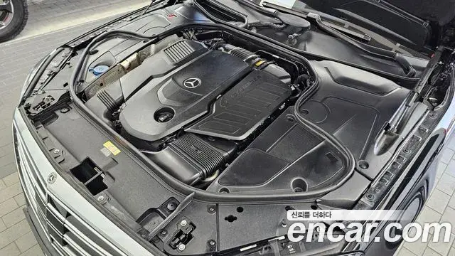Mercedes-Benz S-Class 2018 — ფოტო 15/33