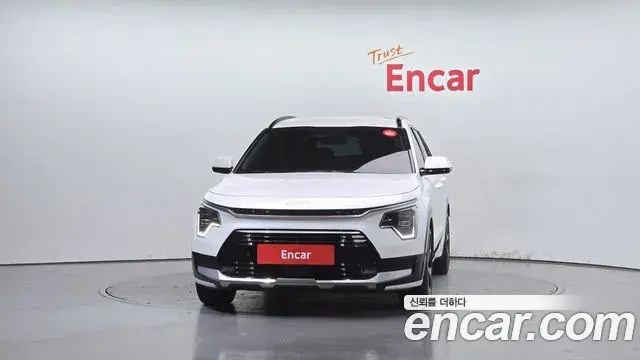 Kia Niro 2022 — Photo 18/31
