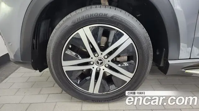 Mercedes-Benz GLE-Class 2020 — ფოტო 16/20