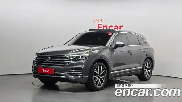 Volkswagen Touareg 2023 — Şəkil 20/20