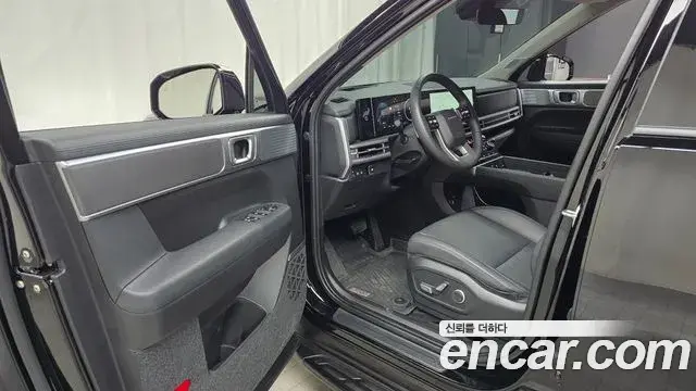 Hyundai Santa Fe 2025 — Photo 17/33