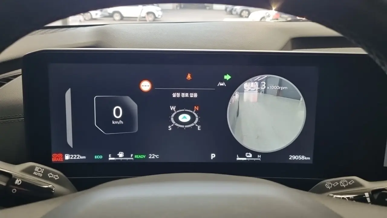 Kia Carnival 2025 — Photo 7/18