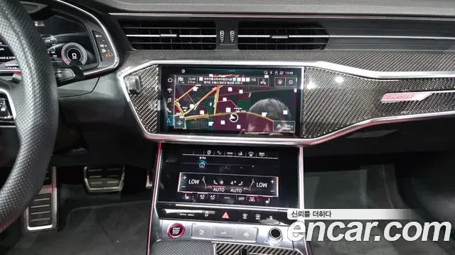 Audi A7 2021 — ფოტო 13/20