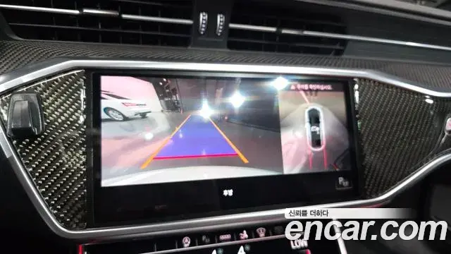 Audi A7 2021 — ფოტო 15/20
