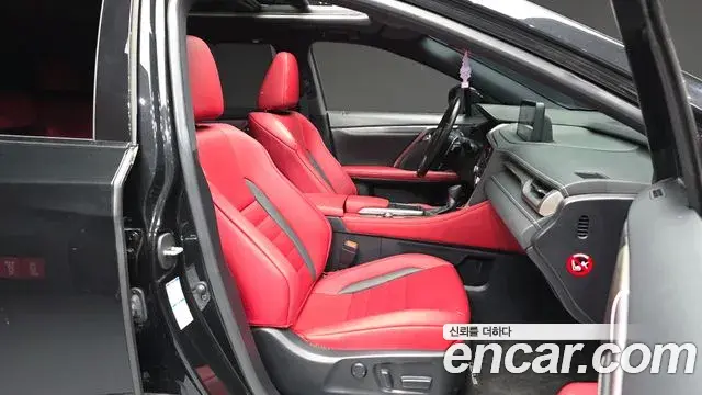Lexus RX450h 2021 — ფოტო 31/33