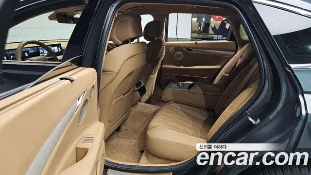 Genesis G80 2025 — Photo 28/34