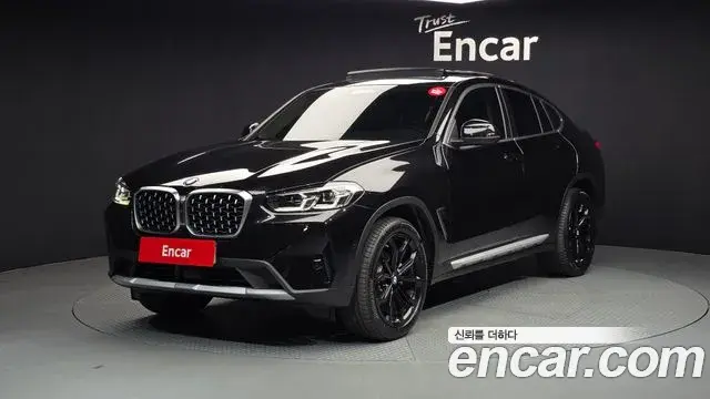 BMW X4 2025 — Фото 1/20