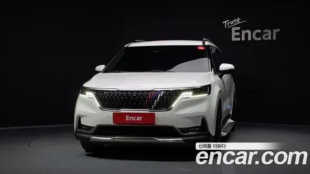 Kia Carnival 2021 — Photo 3/20
