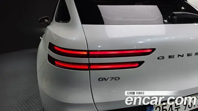 Genesis GV70 2024 — Şəkil 6/32