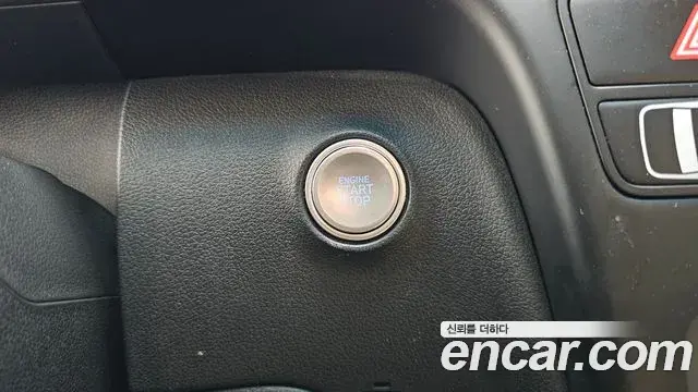 Hyundai Staria 2023 — Şəkil 10/31