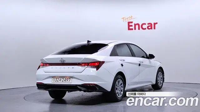 Hyundai Avante, 2022