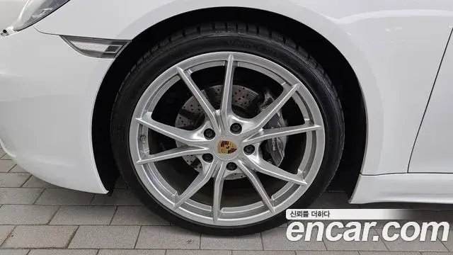 Porsche 718 Boxster 2019 — Şəkil 26/36