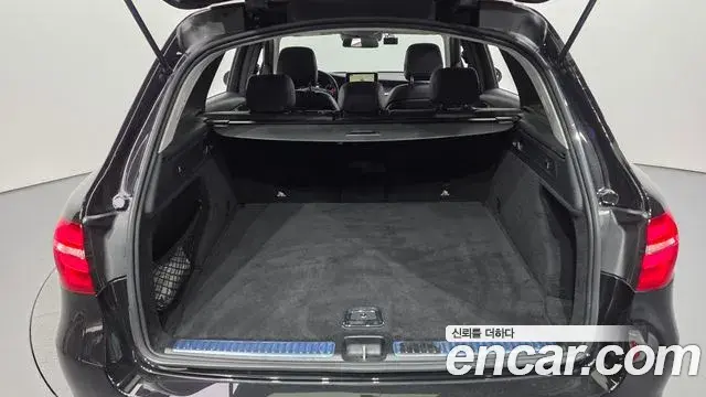 Mercedes-Benz GLC-Class 2019 — Фото 17/20