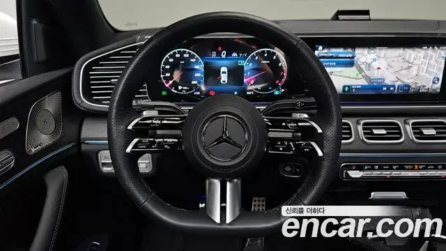 Mercedes-Benz GLE-Class 2025 — Photo 16/36