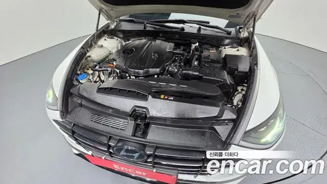 Hyundai Sonata Hybrid 2019 — Şəkil 2/33