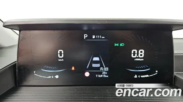 Hyundai Staria 2023 — Photo 6/20