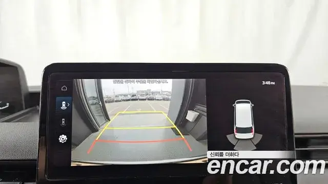 Hyundai Staria 2023 — Photo 15/20