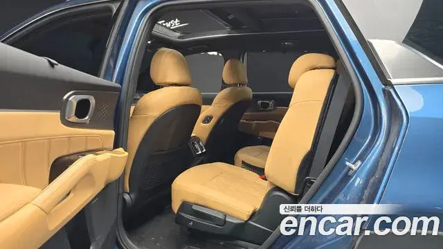 Kia Sorento 2021 — Photo 12/20