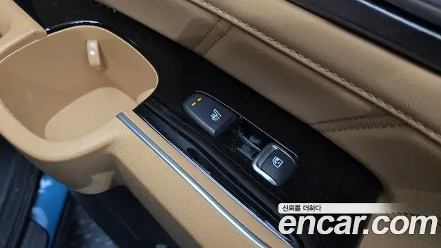 Kia Sorento 2021 — Photo 19/20