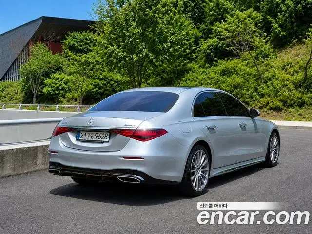 Mercedes-Benz S-Class 2021 — Фото 1/20