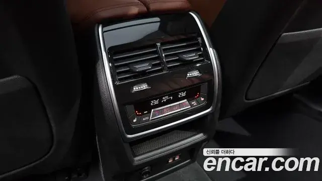 BMW X5 2025 — Photo 34/36