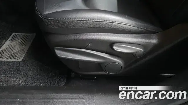 Jeep Renegade 2021 — Photo 22/32