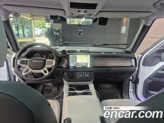 Land Rover Defender 2025 — Şəkil 11/20