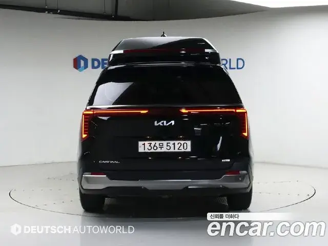Kia Carnival 2024 — Şəkil 9/20