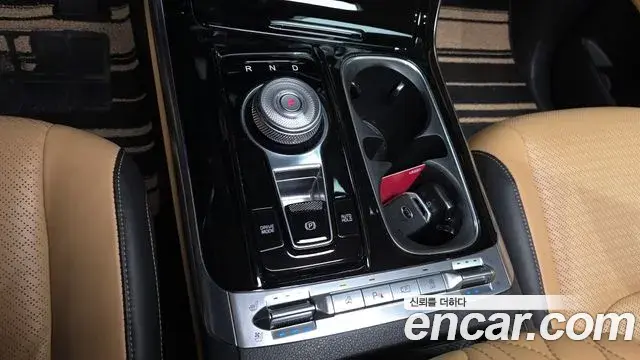 Kia Carnival 2021 — Şəkil 9/20