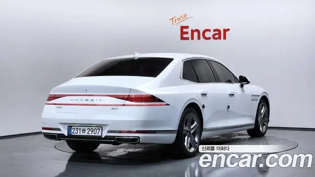 Genesis G90 2022 — Şəkil 12/37