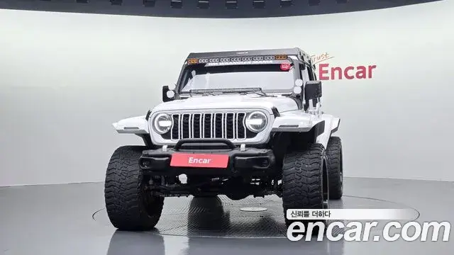 Jeep Wrangler 2020 — Photo 32/32