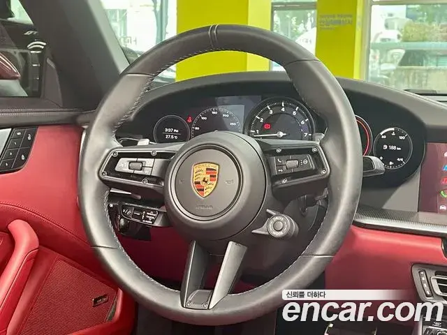 Porsche 911 2024 — Şəkil 16/20