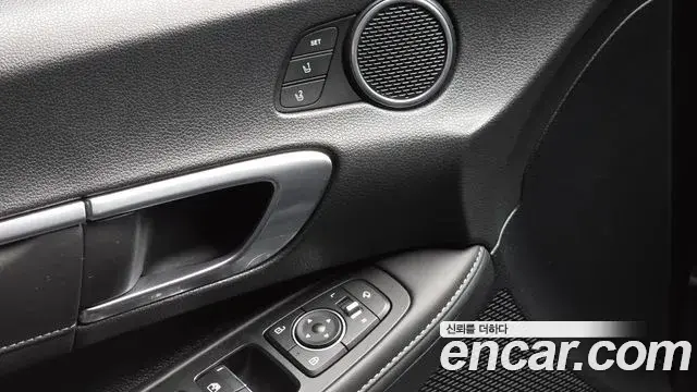 Hyundai Sonata 2022 — Фото 19/20