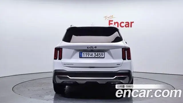 Kia Sorento 2024 — ფოტო 22/37