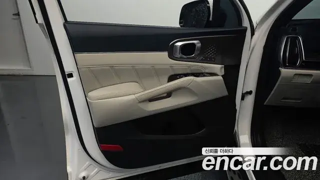 Kia Sorento 2024 — ფოტო 17/37