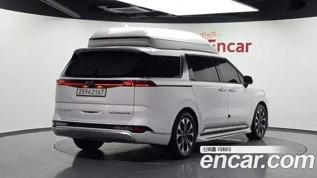 Kia Carnival 2021 — Фото 2/20