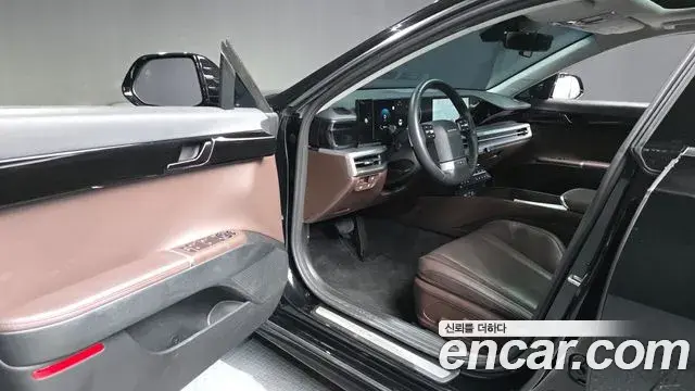 Hyundai Grandeur Hybrid 2023 — Şəkil 28/35