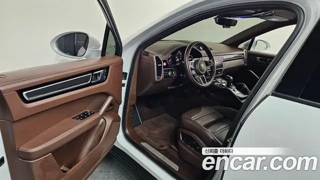 Porsche Cayenne 2022 — Şəkil 7/38