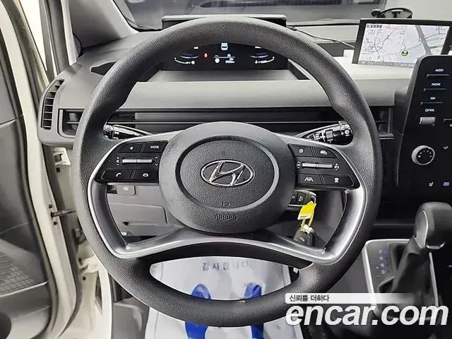 Hyundai Staria 2022 — Фото 7/18