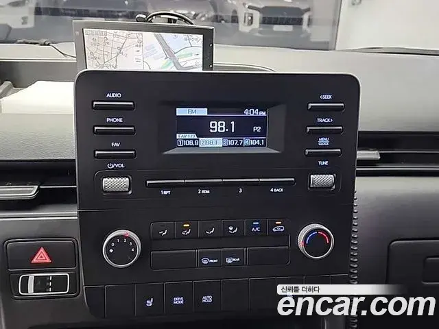 Hyundai Staria 2022 — Фото 8/18