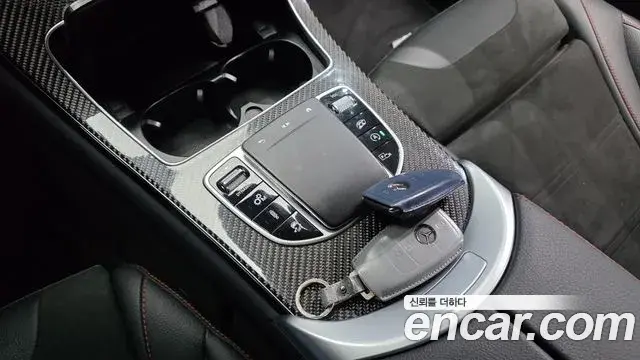 Mercedes-Benz GLC-Class 2022 — Photo 22/35