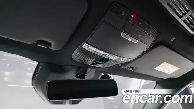 Mercedes-Benz GLC-Class 2022 — Photo 5/35