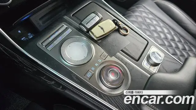 Genesis GV80 2020 — ფოტო 6/20
