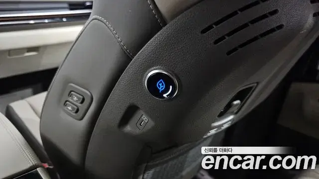 Kia Carnival 2025 — ფოტო 8/34