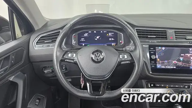 Volkswagen Tiguan Allspace 2020 — ფოტო 15/20