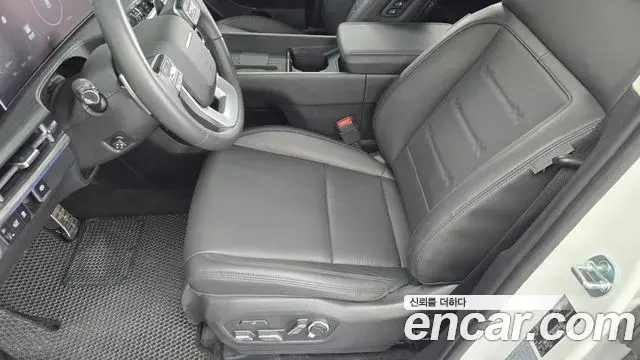 Hyundai Santa Fe 2024 — Photo 26/32