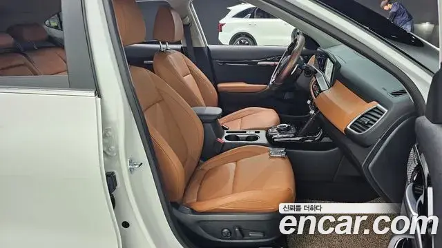 Kia Seltos 2025 — Şəkil 11/30