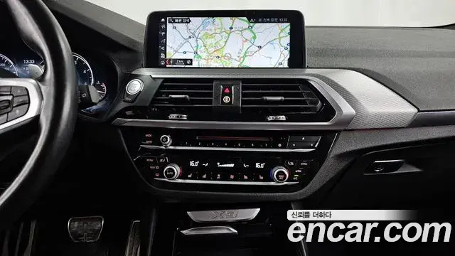 BMW X3 2018 — Фото 14/20